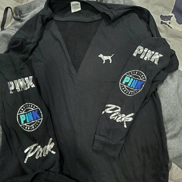 VS PINK Size medium long sleeve - Picture 2 of 2